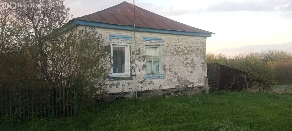 Дом в село Александровка, Советская улица (59 м) - Фото 0
