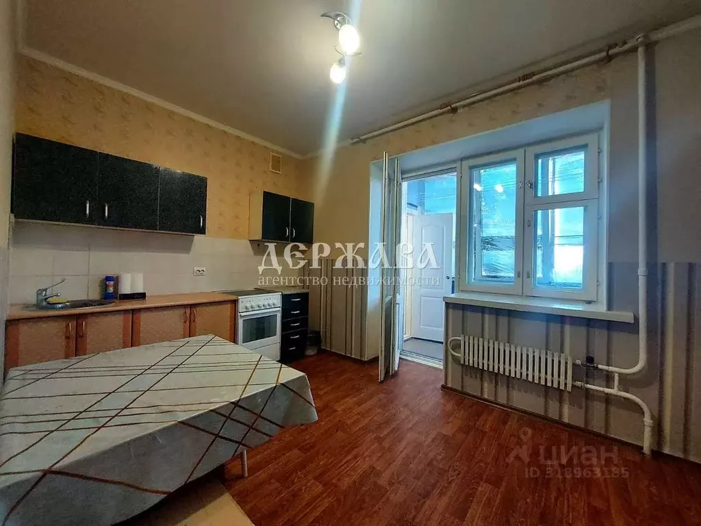 1-к кв. Белгородская область, Старый Оскол Северный мкр, 7 (39.0 м) - Фото 0