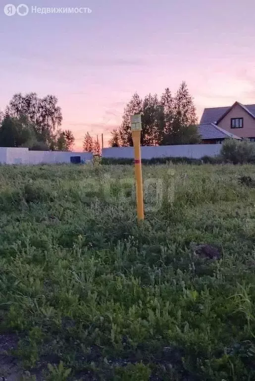 Участок в село Миасское, улица Героев (9.97 м) - Фото 0