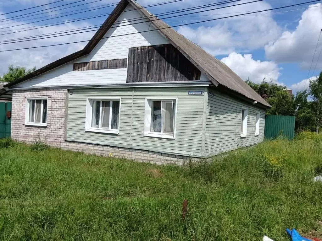 Дом в Брянская область, Карачев ул. Дзержинского (99 м) - Фото 0