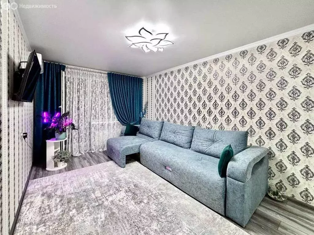 2-комнатная квартира: Белгород, улица Есенина, 12 (50.7 м) - Фото 2