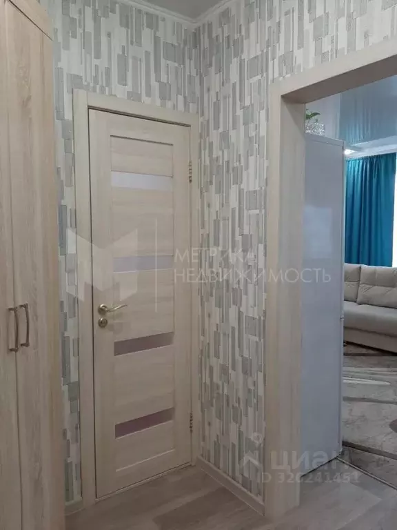 Студия Тюменская область, Тюмень ул. Беляева, 33к2 (27.2 м) - Фото 1