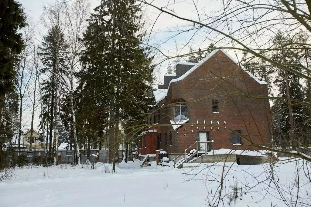 Коттедж в Санкт-Петербург пос. Лисий Нос, Деловая ул., 13/19 (911 м) - Фото 1