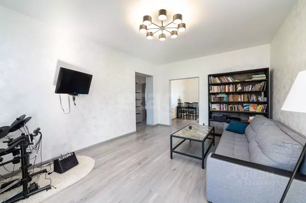 Дом в Курганская область, Кетовский муниципальный округ, с. ... - Фото 1