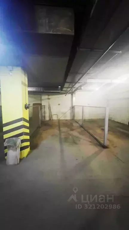 Гараж в Свердловская область, Екатеринбург ул. Краснолесья, 139А (17 ... - Фото 2