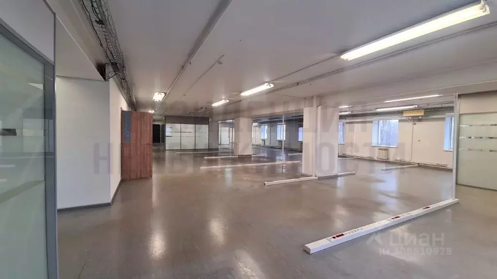 Помещение свободного назначения в Самарская область, Самара просп. ... - Фото 1