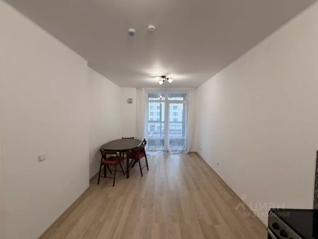 1-к кв. Свердловская область, Екатеринбург ул. Кузнецова, 9/3 (45.8 м) - Фото 2