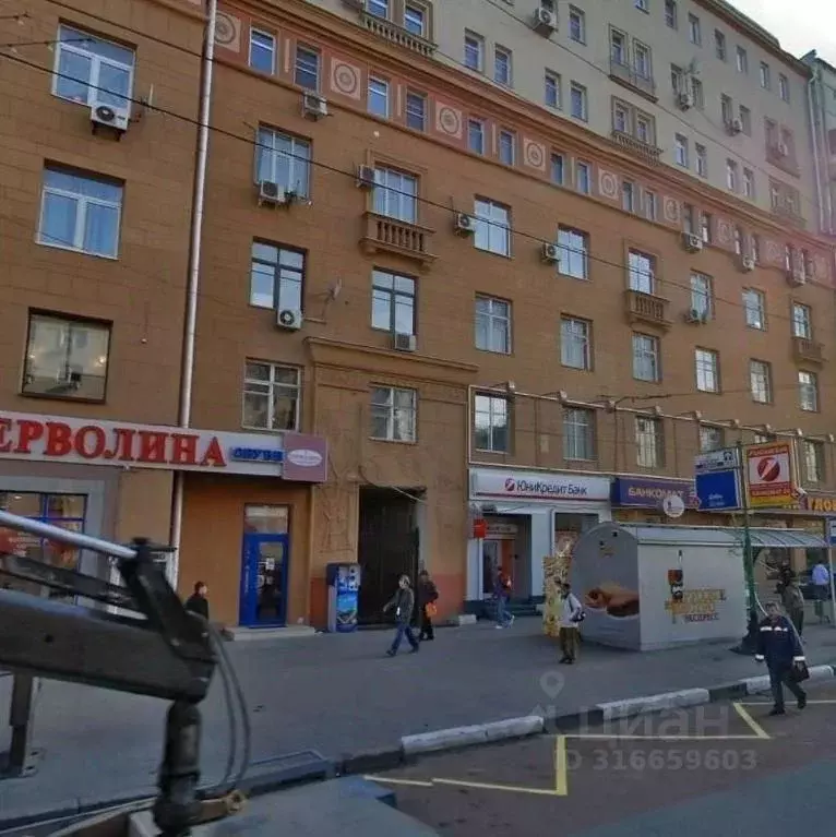 Помещение свободного назначения в Москва ул. Земляной Вал, 25 (58 м) - Фото 0