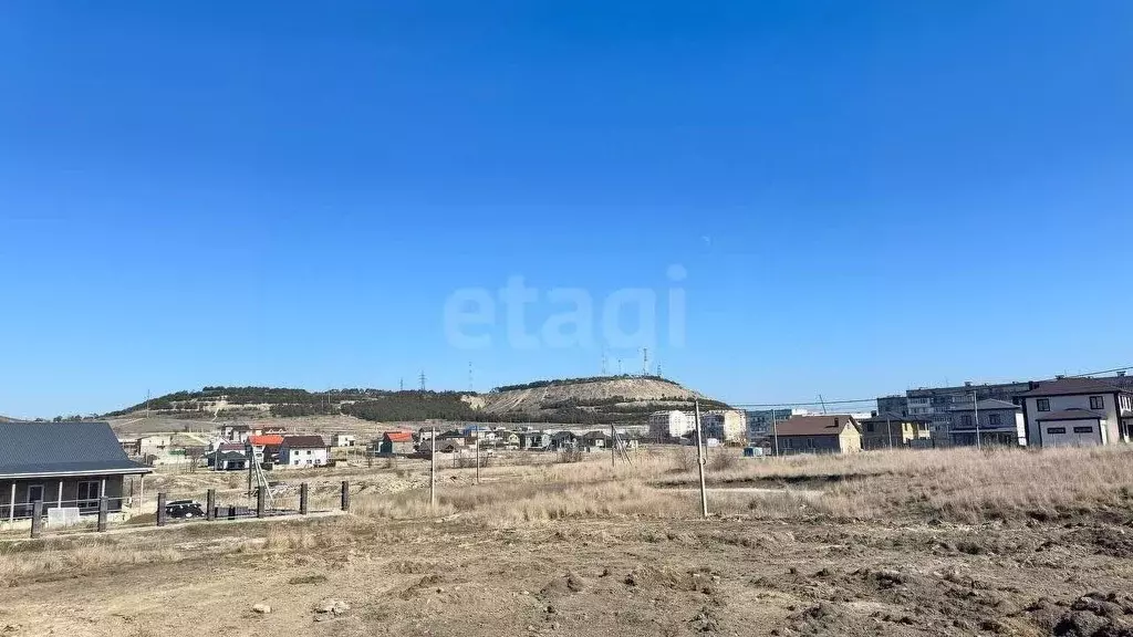 Участок в Крым, Феодосия ул. Интернациональная (6.22 сот.) - Фото 1