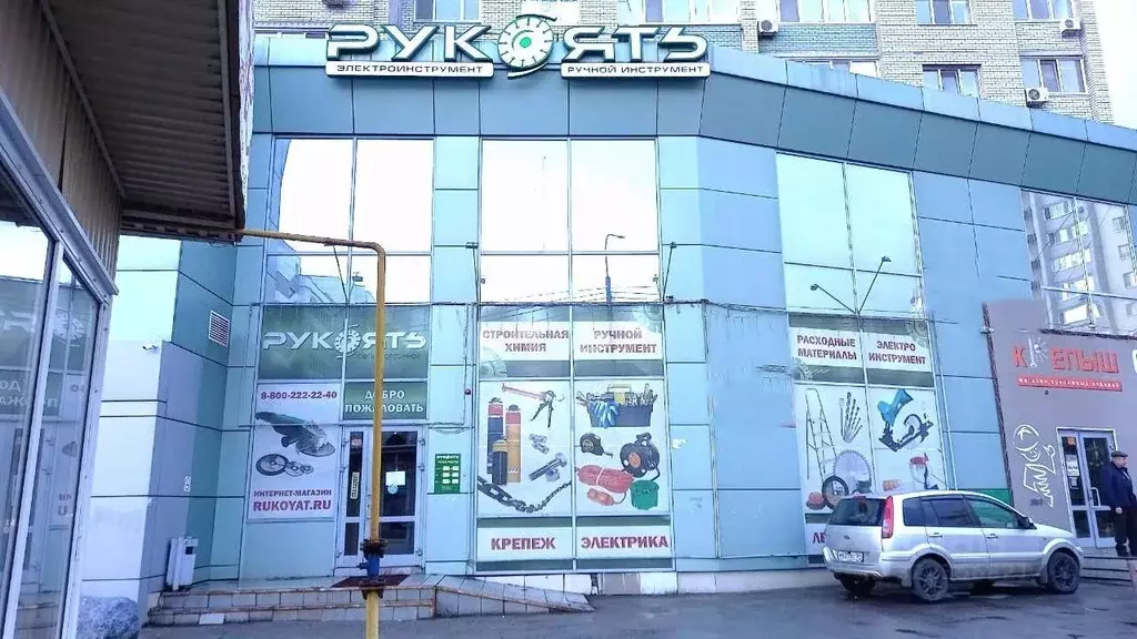 Торговая площадь в Саратовская область, Энгельс ул. Тельмана, 26 (260 ... - Фото 1