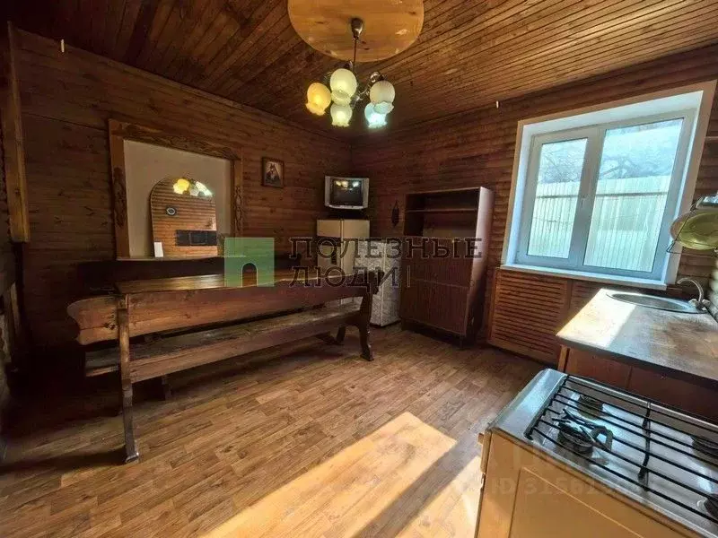 Дом в Саратовская область, Саратов проезд 7-й Шелковичный, 4 (163 м) - Фото 0