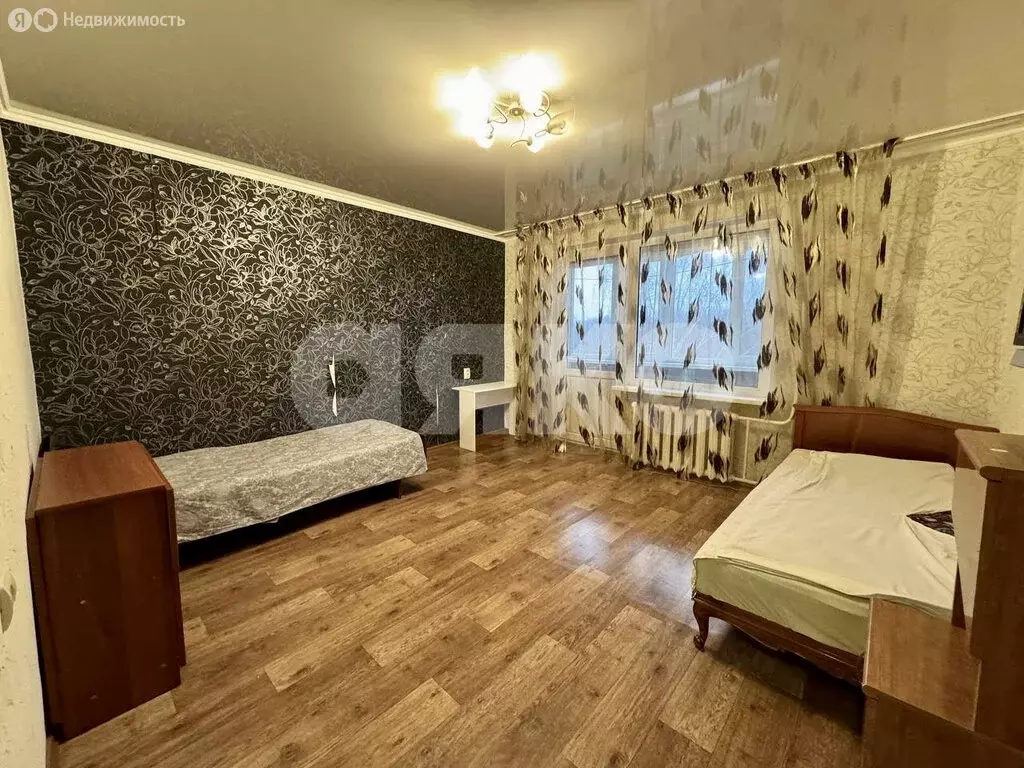 2-комнатная квартира: Нижнекамск, проспект Химиков, 70А (43.3 м) - Фото 0