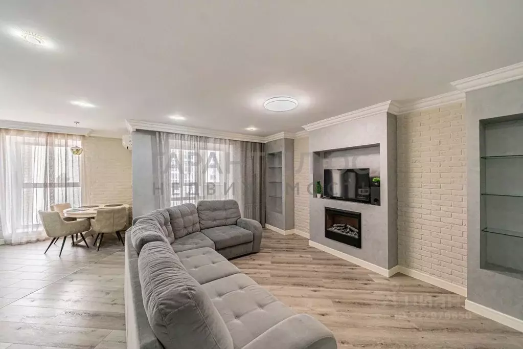 2-к кв. Липецкая область, Липецк Минская ул., 4Б (73.0 м) - Фото 1