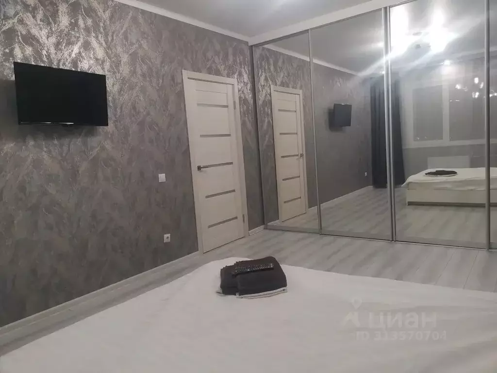 1-к кв. Оренбургская область, Оренбург ул. Фронтовиков, 8/3 (37.0 м) - Фото 1