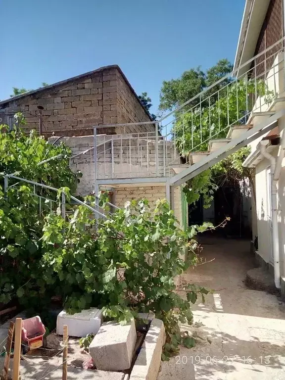 Дом в Крым, Евпатория ул. 13 Ноября, 45 (160 м) - Фото 1