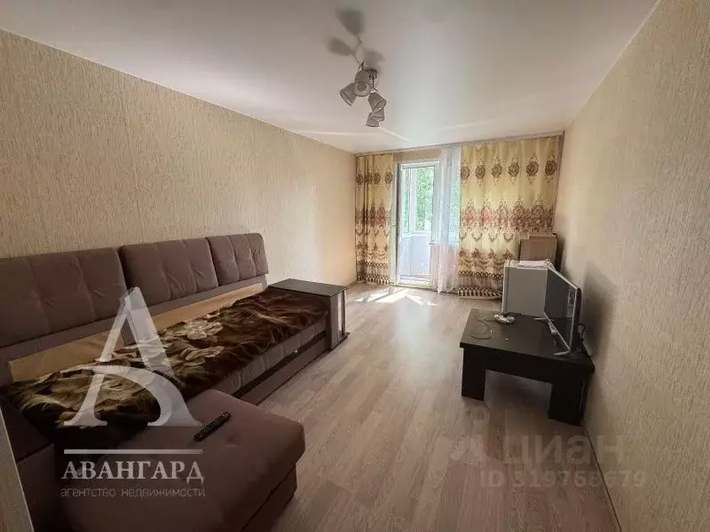 2-к кв. Московская область, Клин ул. Карла Маркса, 93 (44.2 м) - Фото 0