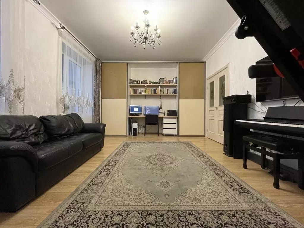 2-к кв. Татарстан, Казань ул. Лесгафта, 6/57 (71.0 м) - Фото 0