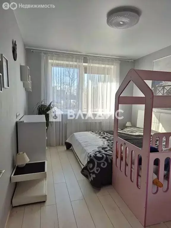 2-комнатная квартира: Калининград, улица Александра Невского, 255 ... - Фото 1