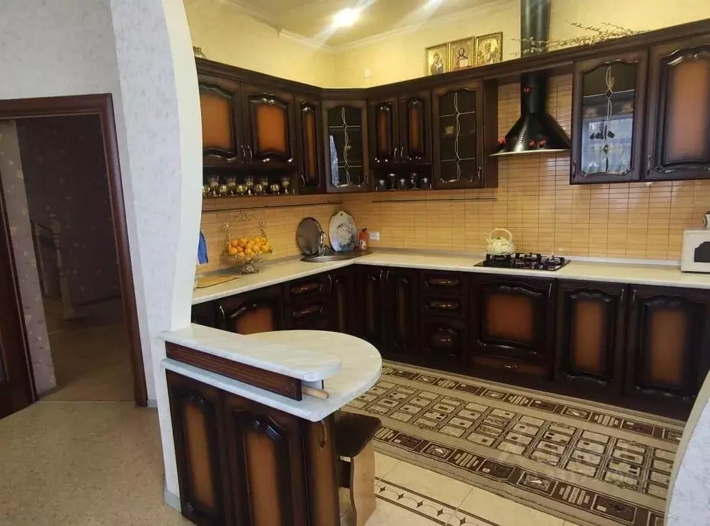 Дом в Краснодарский край, Темрюк ул. Полетаева, 14А (290 м) - Фото 1