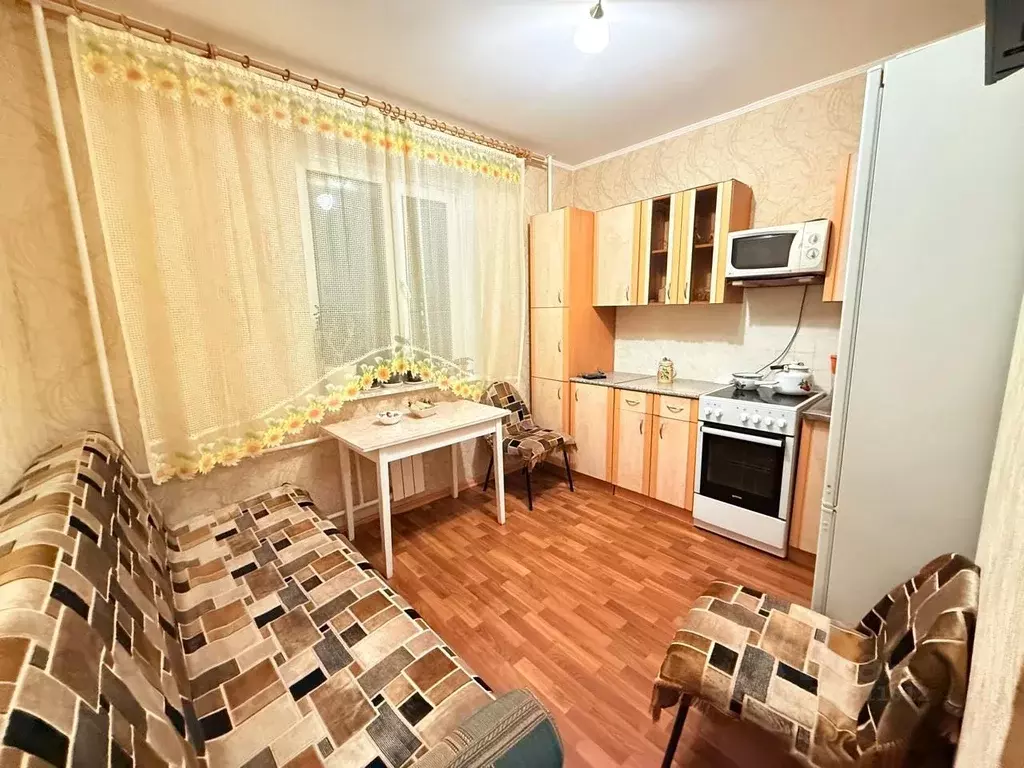 1-к кв. Курская область, Курск просп. Победы, 38 (38.6 м) - Фото 1