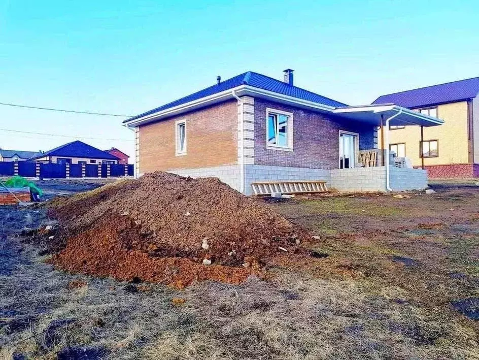 Коттедж в Белгородская область, Белгород Юго-Западный-2.2 мкр, ул. ... - Фото 1