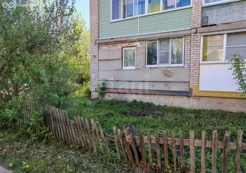2-комнатная квартира: посёлок городского типа Васильевский Мох, ... - Фото 0