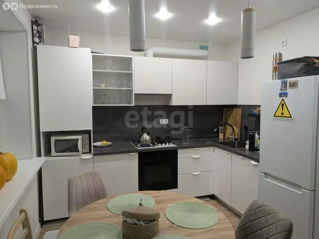 1-комнатная квартира: Ярославль, 1-я Веткинская улица, 3 (42.1 м) - Фото 1