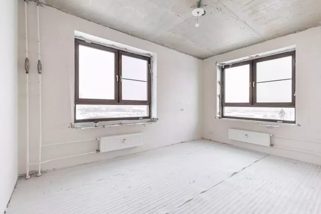 3-к кв. Московская область, Люберцы городской округ, Мирный пгт ул. ... - Фото 1