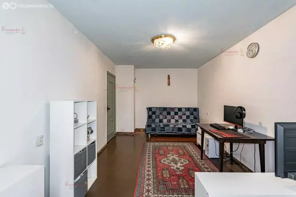 3-комнатная квартира: Екатеринбург, Комсомольская улица, 31А (62.1 м) - Фото 1