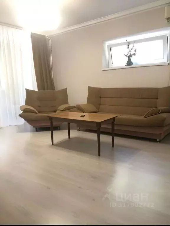 2-к кв. Краснодарский край, Сочи ул. Макаренко, 13/2 (70.0 м) - Фото 0