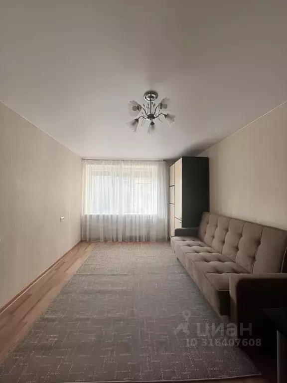 Комната Санкт-Петербург ул. Ушинского, 3К2 (18.3 м) - Фото 1