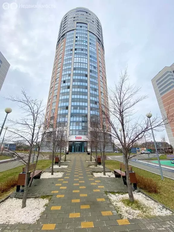 3-комнатная квартира: Екатеринбург, Сосновый переулок, 14 (86.6 м) - Фото 1