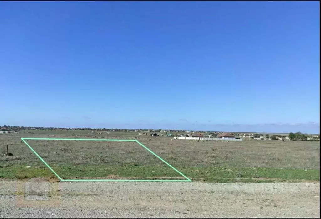 Участок в Крым, Сакский район, Суворовское с/пос, с. Великое ул. ... - Фото 1