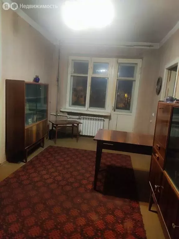 2-комнатная квартира: Тольятти, улица Ушакова, 39 (45 м) - Фото 0