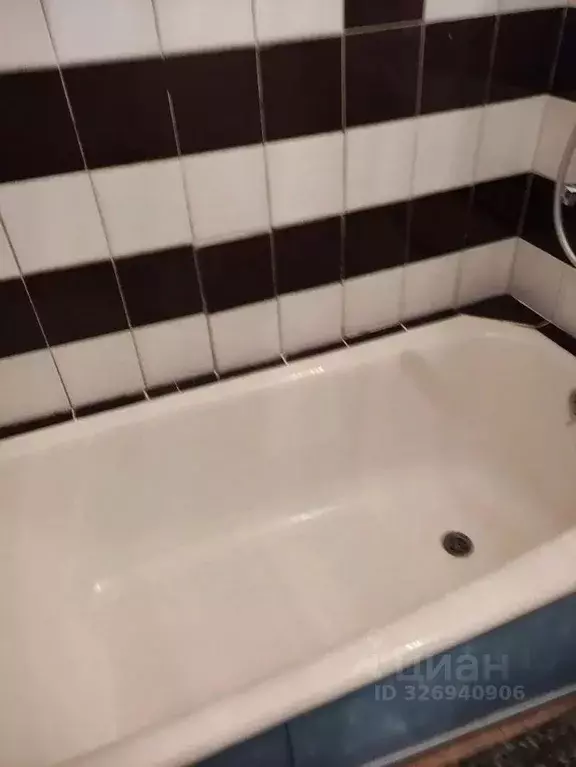 1-к кв. Челябинская область, Челябинск просп. Победы, 331 (31.0 м) - Фото 2