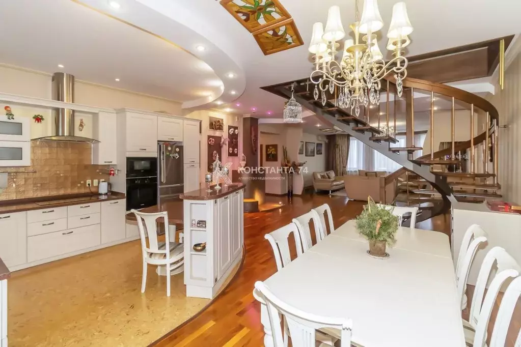 6-к кв. Челябинская область, Челябинск ул. Маркса, 73 (271.8 м) - Фото 1