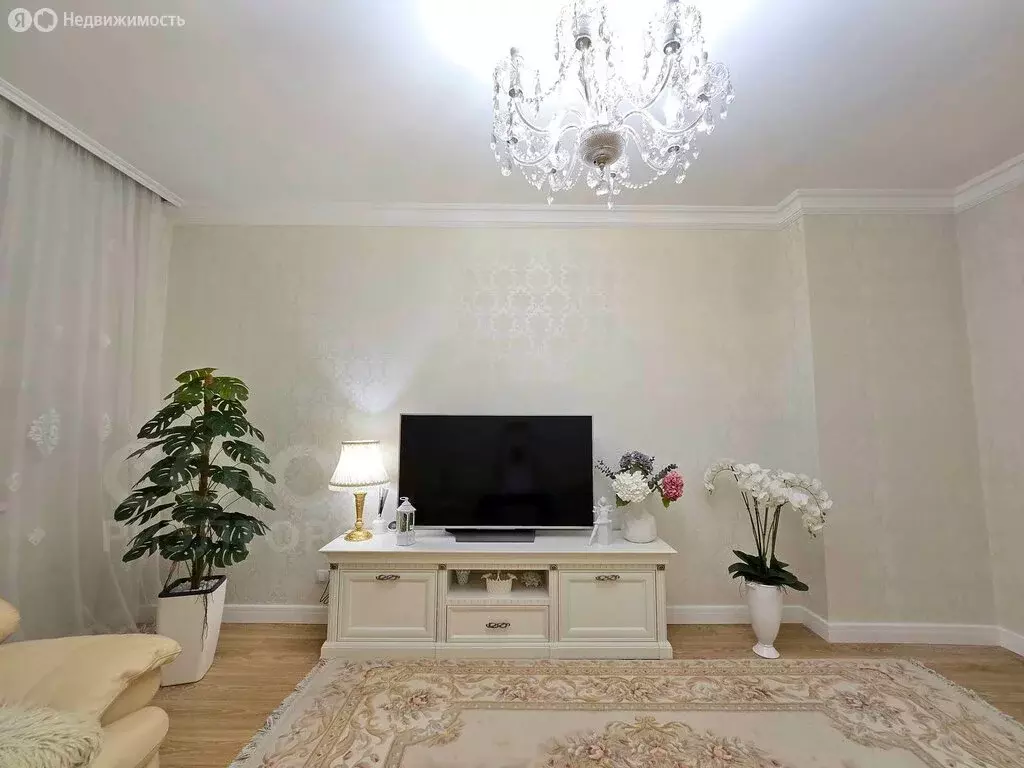 3-комнатная квартира: Волгоград, улица Мира, 21 (80.4 м) - Фото 1