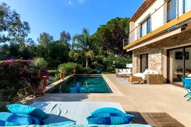 Дом в Краснодарский край, Сочи Сириус пгт, ул. Метревели (230 м) - Фото 2