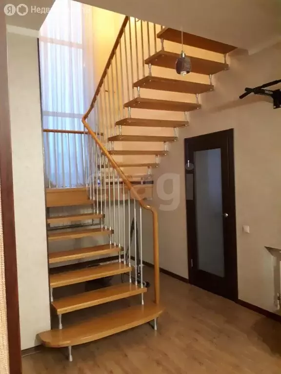 Дом в Альметьевск, Станичная улица (226.7 м) - Фото 1