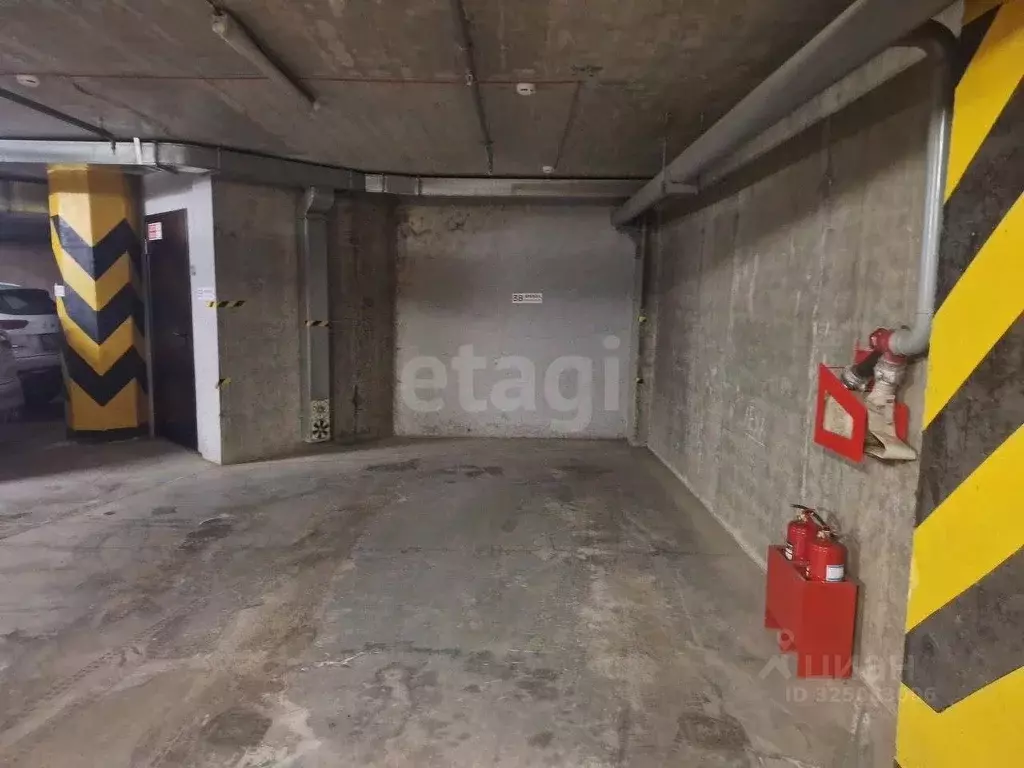 Гараж в Кемеровская область, Кемерово Октябрьский просп., 2Б (15 м) - Фото 1