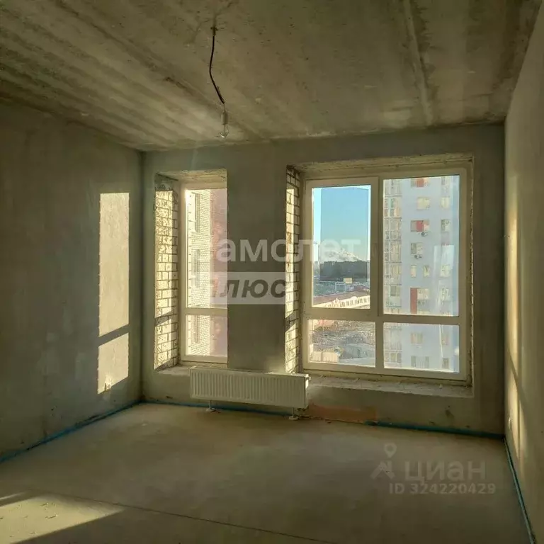 2-к кв. Тюменская область, Тюмень ул. 50 лет Октября, 75к4 (82.5 м) - Фото 1