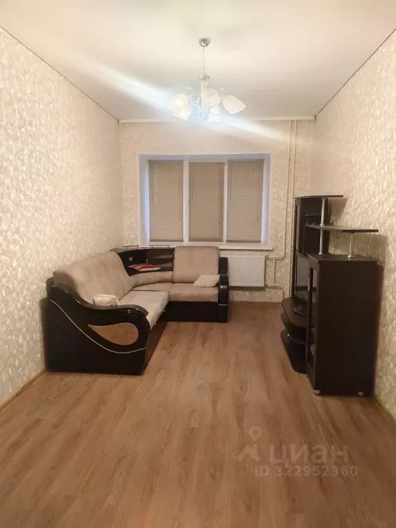 3-к кв. Самарская область, Самара Осетинская ул., 4 (70.0 м) - Фото 1