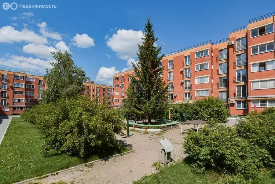 3-комнатная квартира: Новосибирск, Кубовая улица, 113/2 (68.1 м) - Фото 0