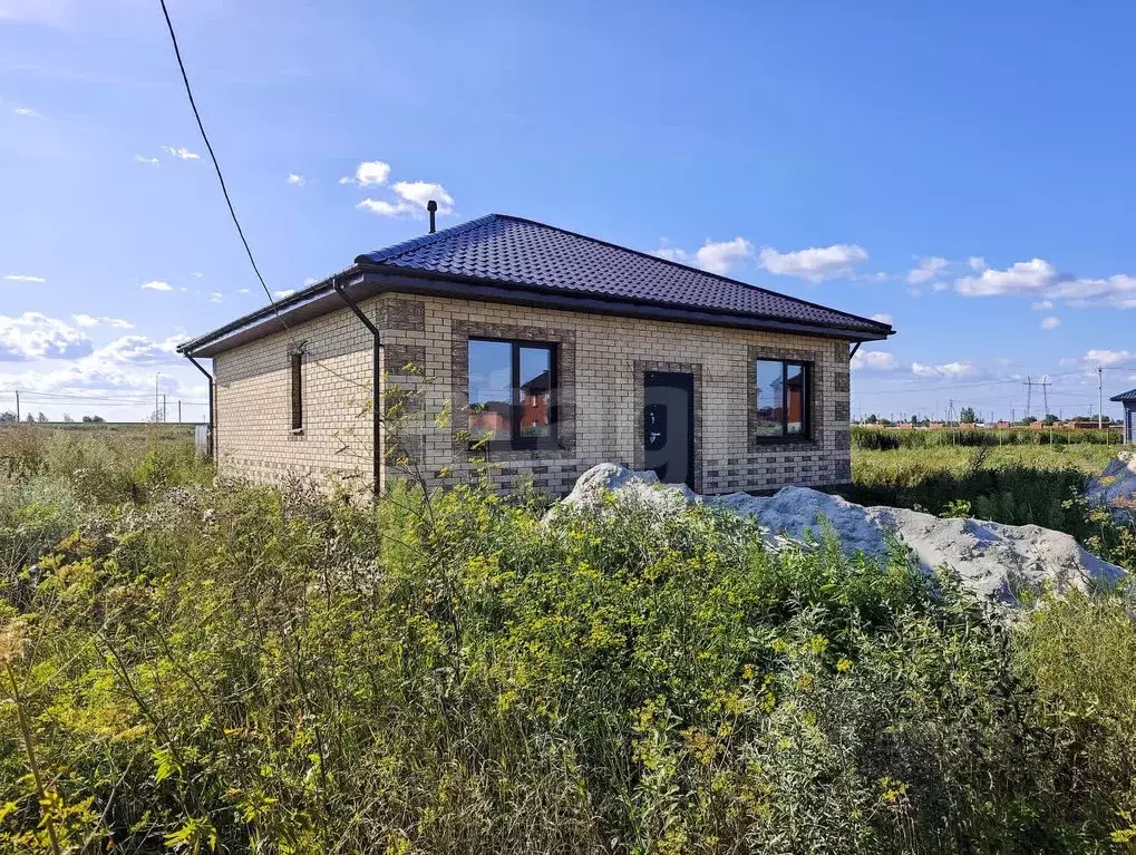 Дом в Тюменская область, Тюмень проезд Черноморский (82 м) - Фото 1