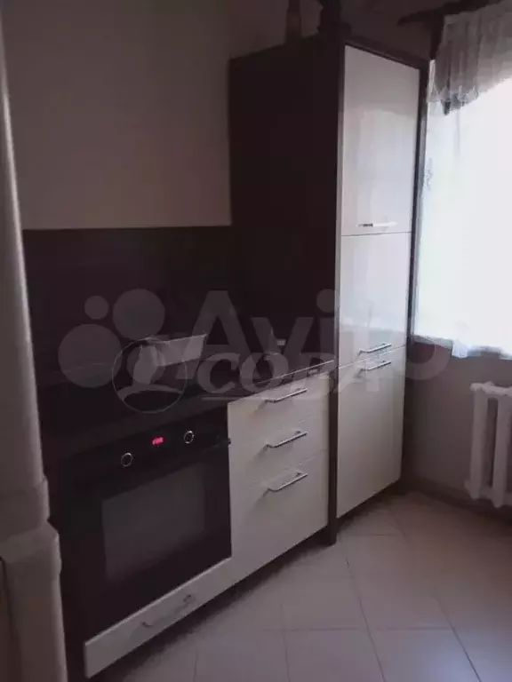 2-к. квартира, 52 м, 3/9 эт. - Фото 0