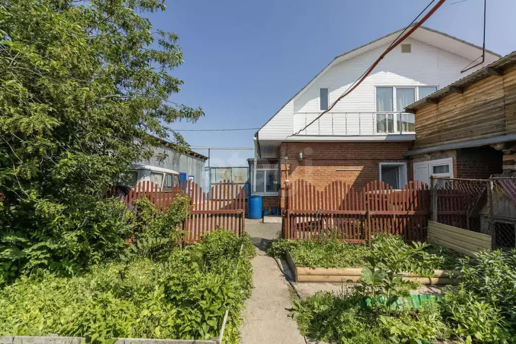 Дом в Тюменская область, Ярковский район, с. Покровское Пионерская ул. ... - Фото 1