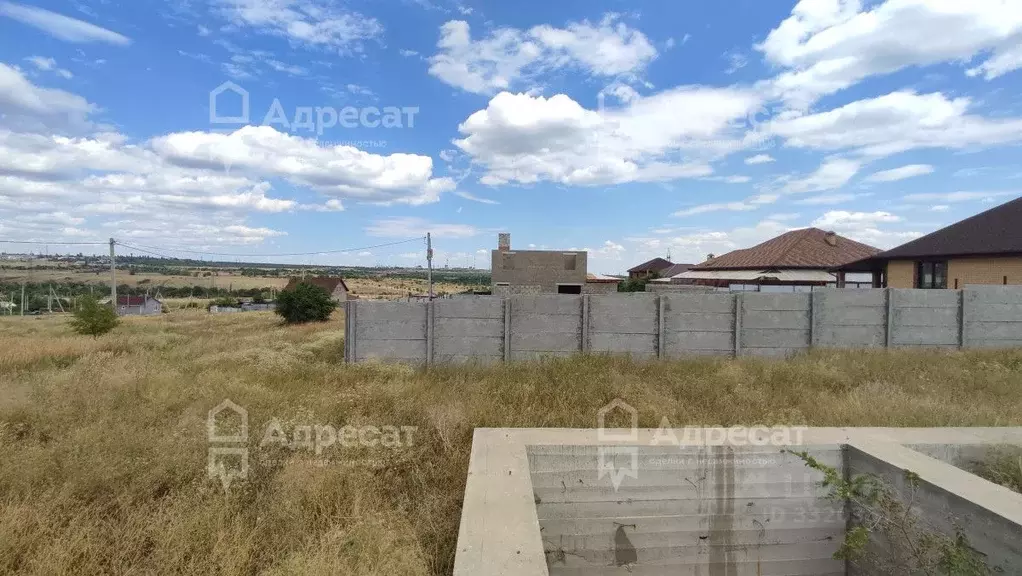 Участок в Волгоградская область, Волгоград ул. Левитана (10.0 сот.) - Фото 0