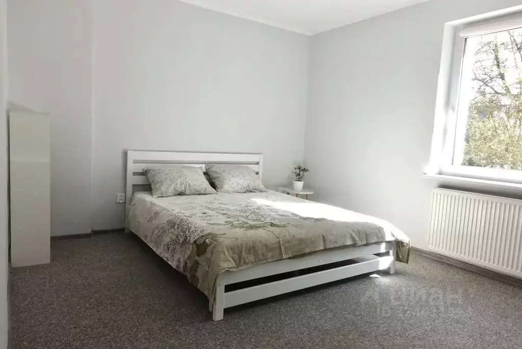 2-к кв. Калининградская область, Калининград Красная ул., 60 (50.0 м) - Фото 2