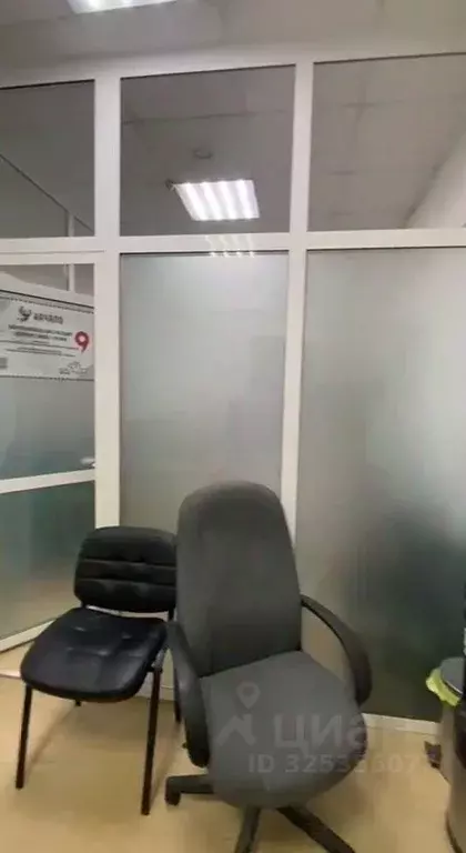 Офис в Новосибирская область, Новосибирск ул. Вокзальная магистраль, ... - Фото 2