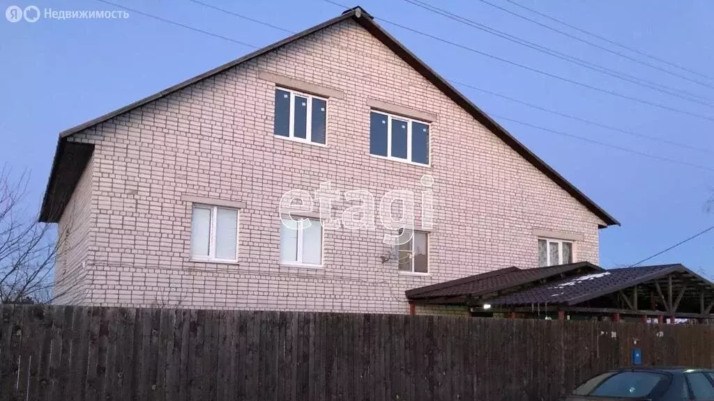 Дом в посёлок городского типа Новозавидовский, улица Дрожжина, 39 ... - Фото 1